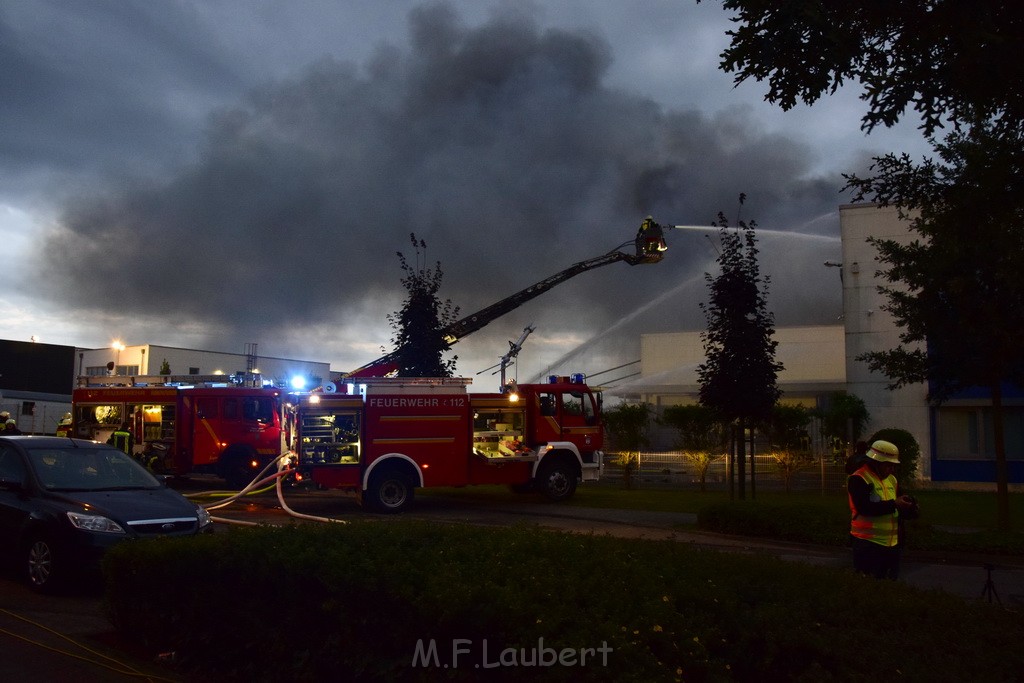 Grossbrand Halle Troisdorf Kriegsdorf Junkersring P373.JPG - Miklos Laubert